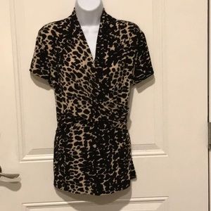 NWT Donna Karan New York wrap top. Sz L